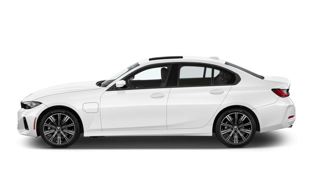 BMW 320i 2025 — kiralık araç